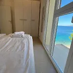 Beachfront * بريلا