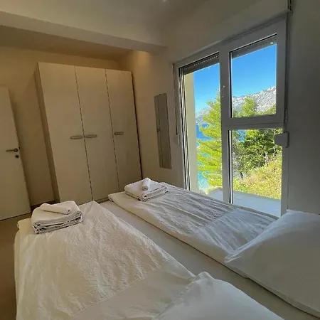 Beachfront Apartman Brela